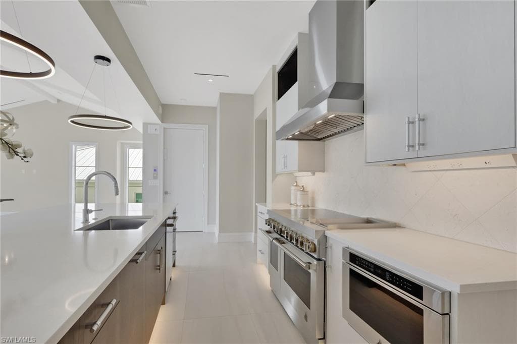 211 1st ST-13