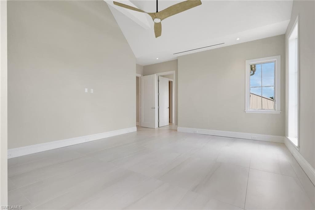 211 1st ST-18
