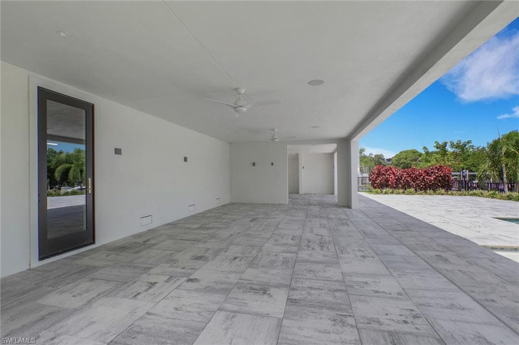 211 1st ST-40