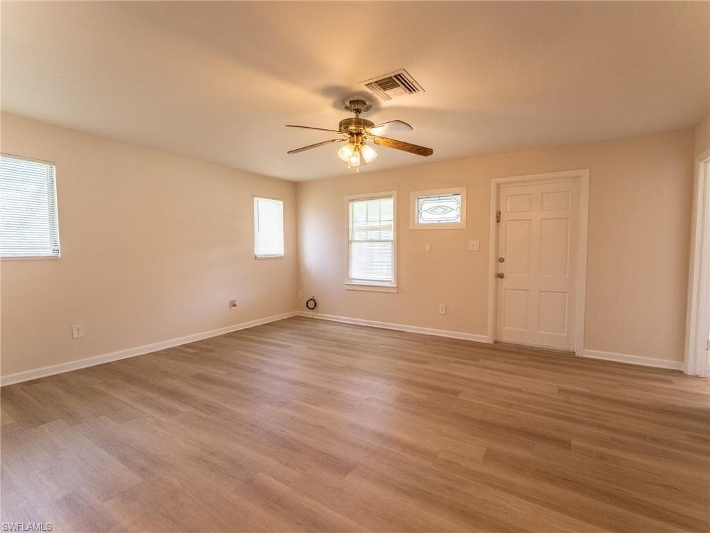 3802 Seminole AVE-3