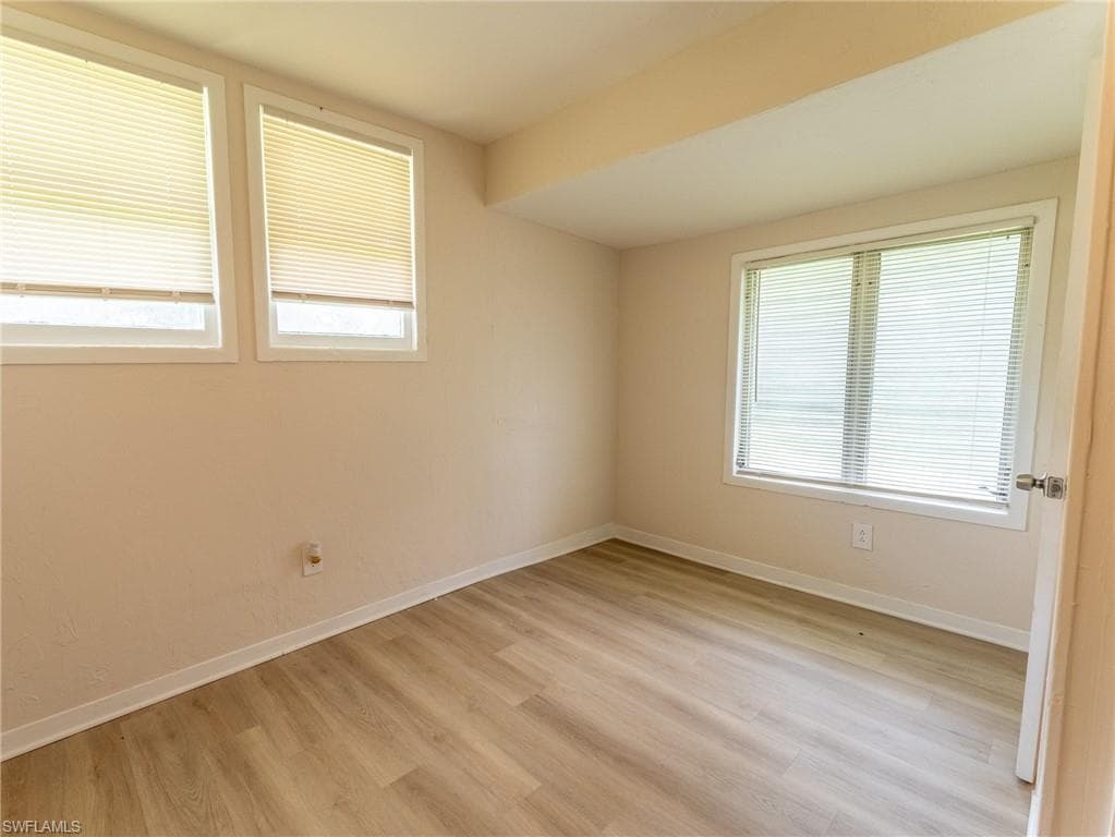 3802 Seminole AVE-18