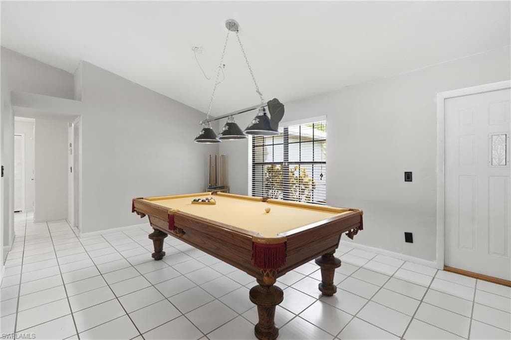 2200 Jasper AVE-13