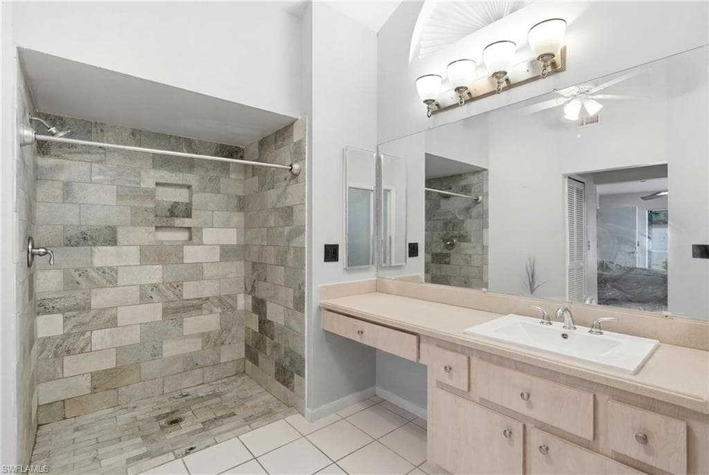 2200 Jasper AVE-21