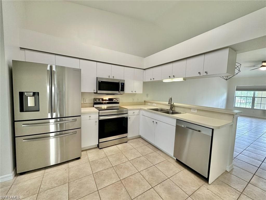 25735 Lake Amelia WAY 203-2