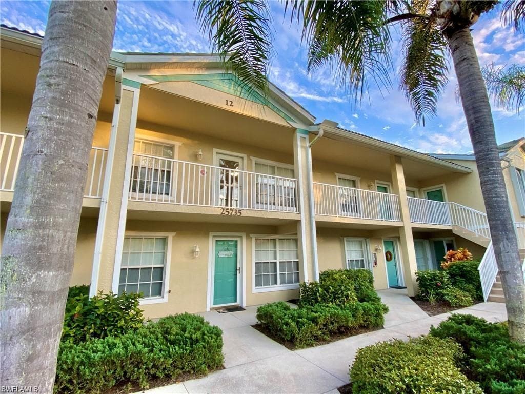 25735 Lake Amelia WAY 203-36