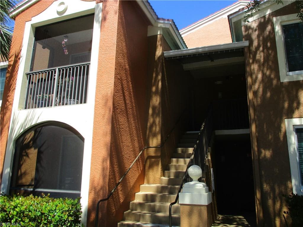 1160 Reserve WAY 207-1