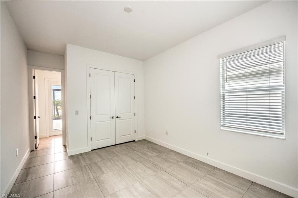 17211 Blue Sapphire DR-16
