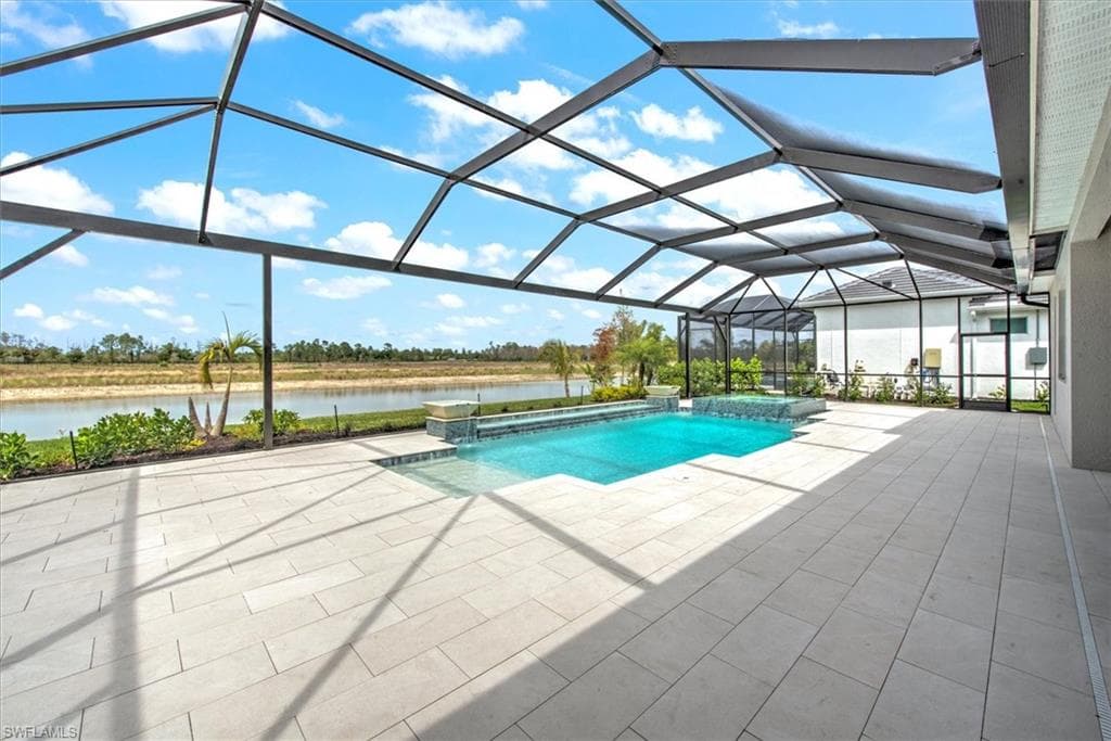 17211 Blue Sapphire DR-20