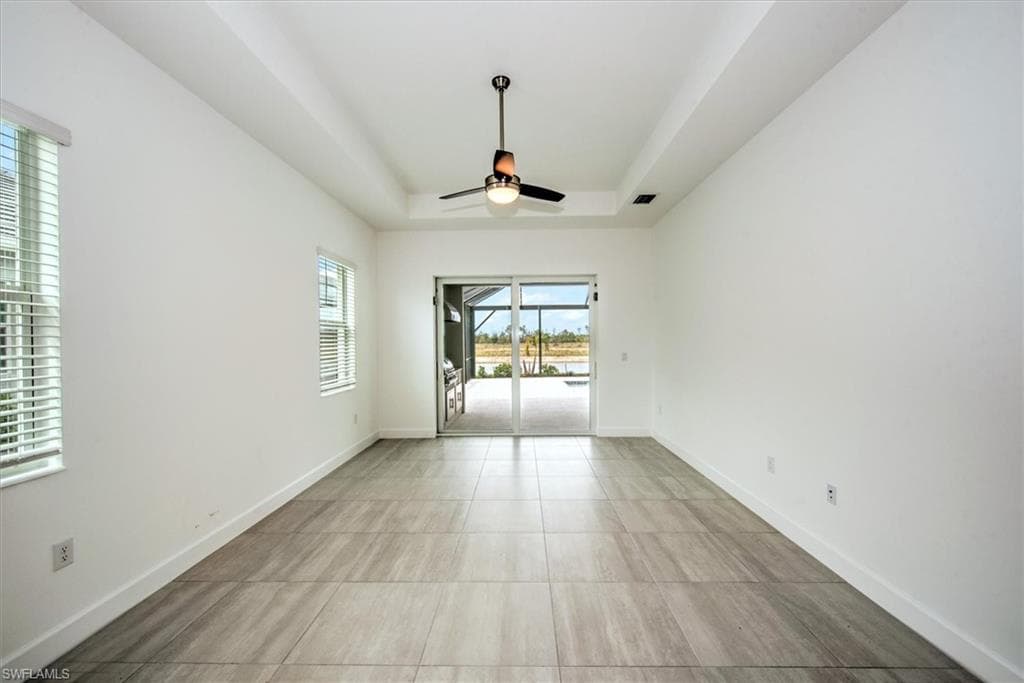 17211 Blue Sapphire DR-11