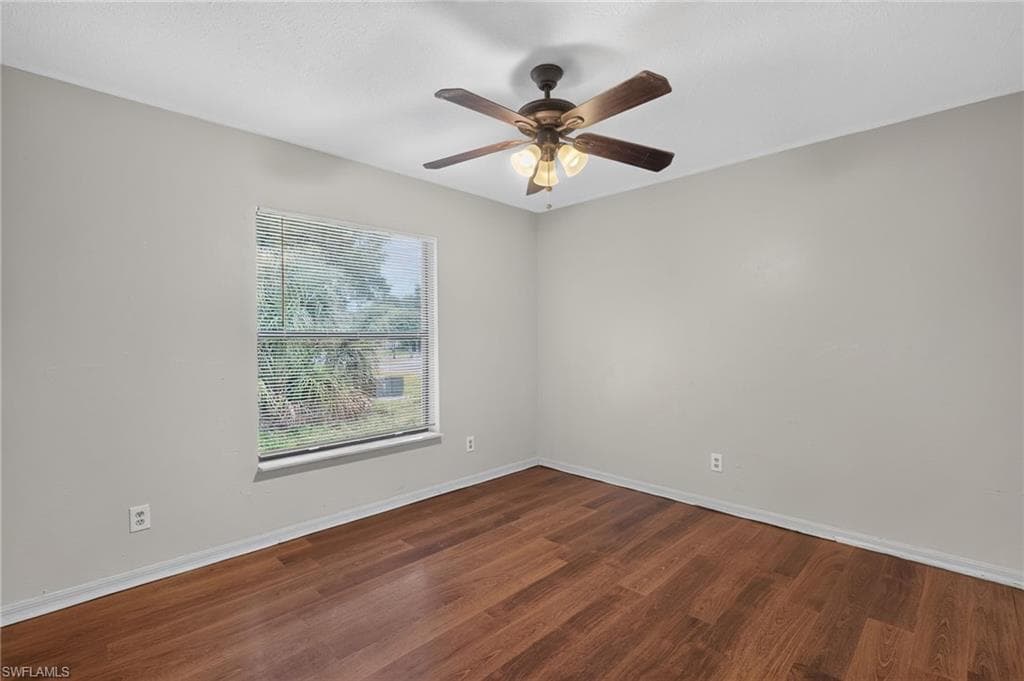 17565 Lee RD-23