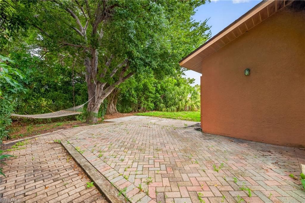 17565 Lee RD-28