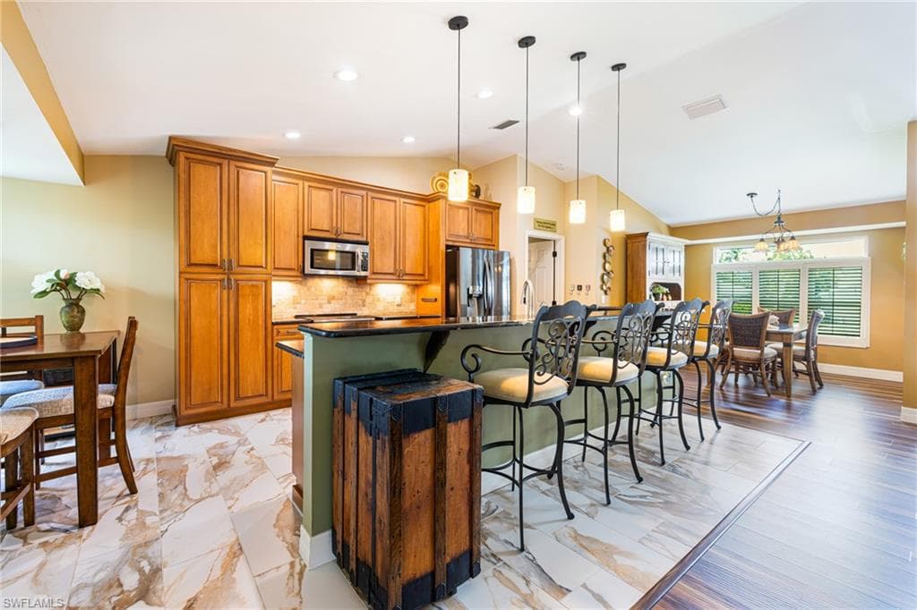 6037 Birnam Wood LN-12