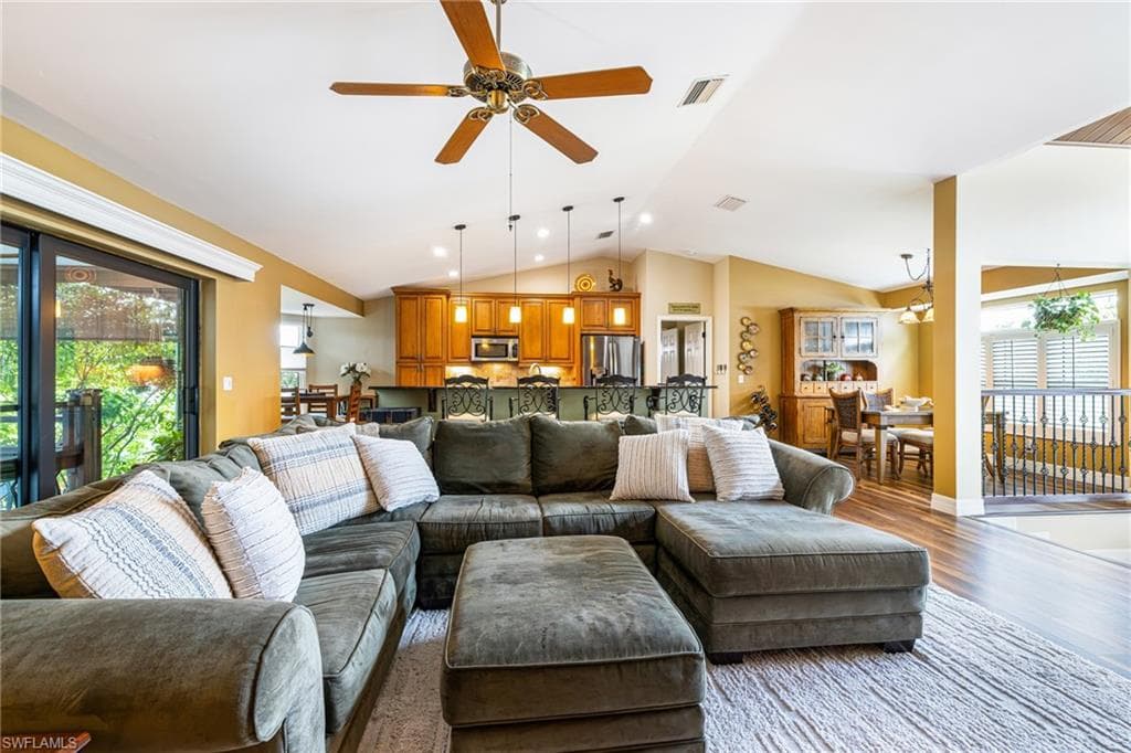 6037 Birnam Wood LN-7