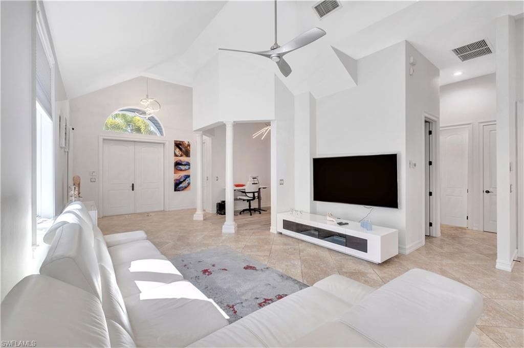 3005 Coco AVE-34