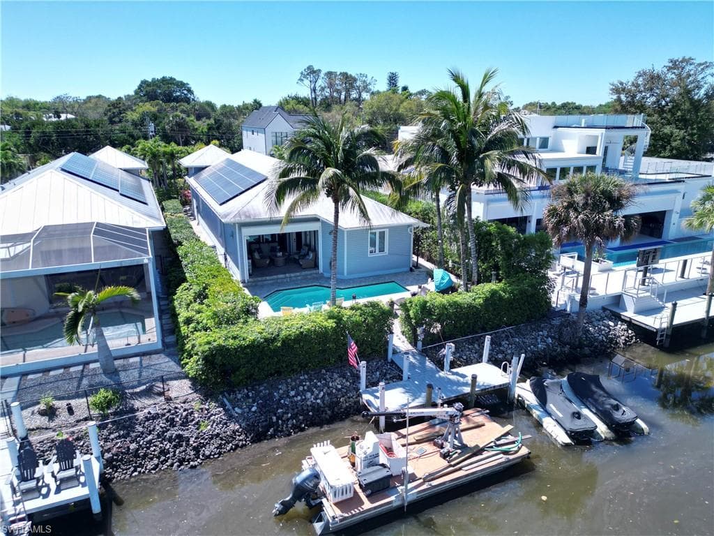 3005 Coco AVE-37
