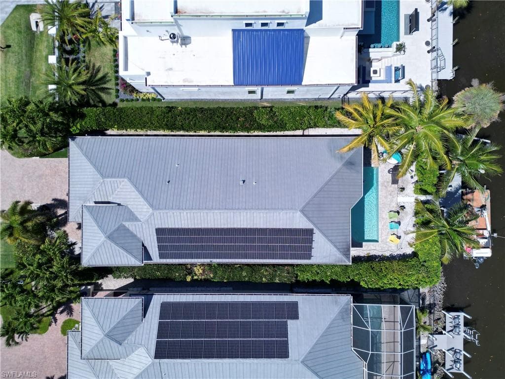 3005 Coco AVE-40