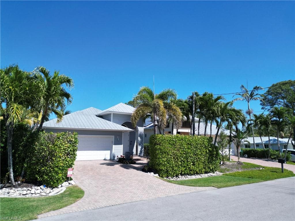 3005 Coco AVE-4