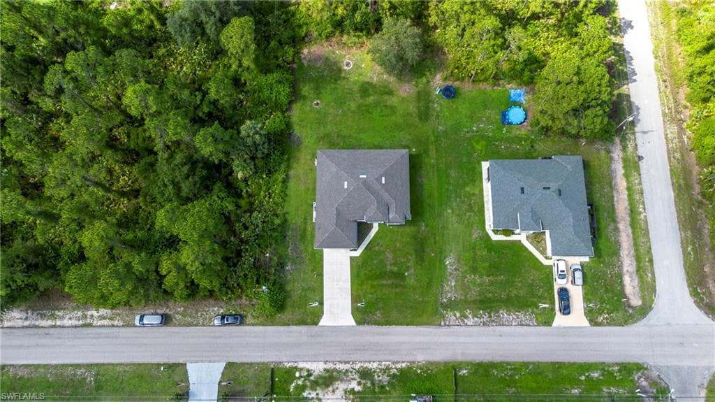 1002 E 5th ST-43