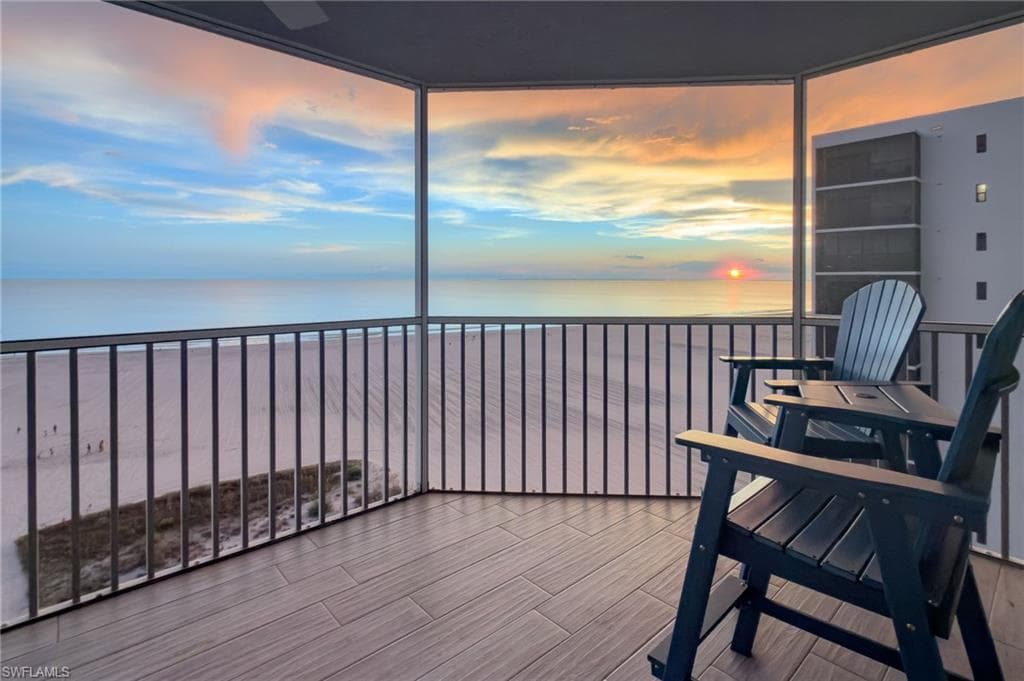 6620 Estero BLVD 1006-6