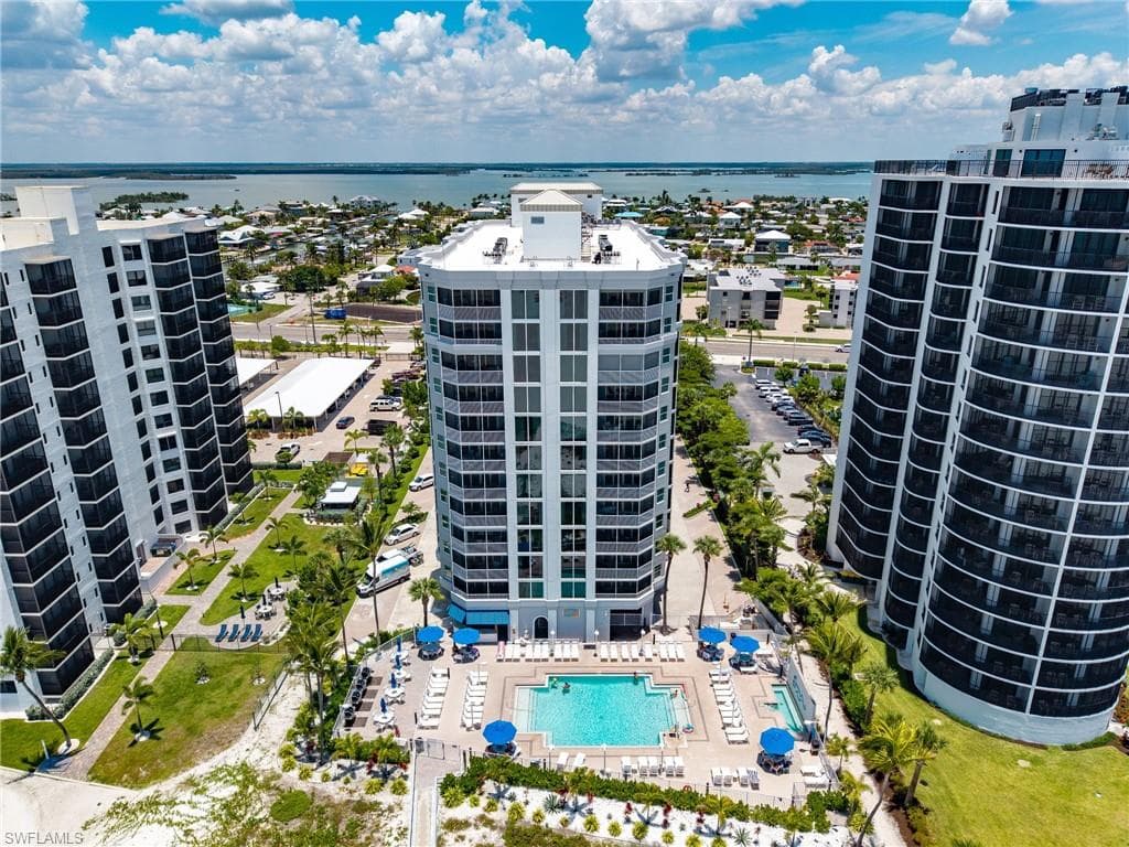 6620 Estero BLVD 1006-34