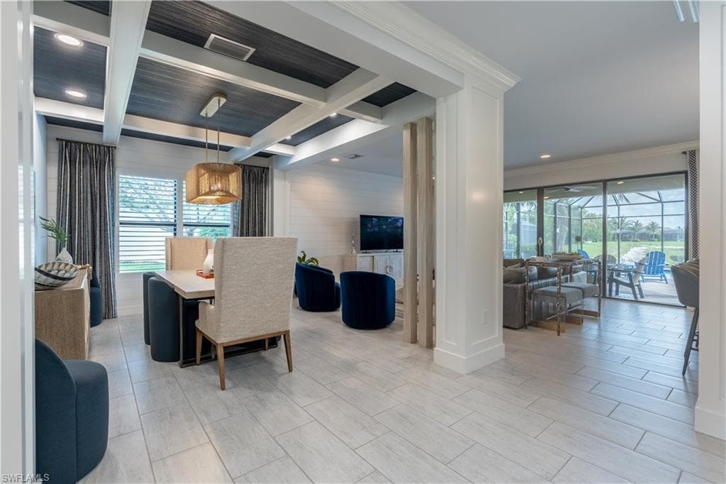 4347 Aurora ST-3