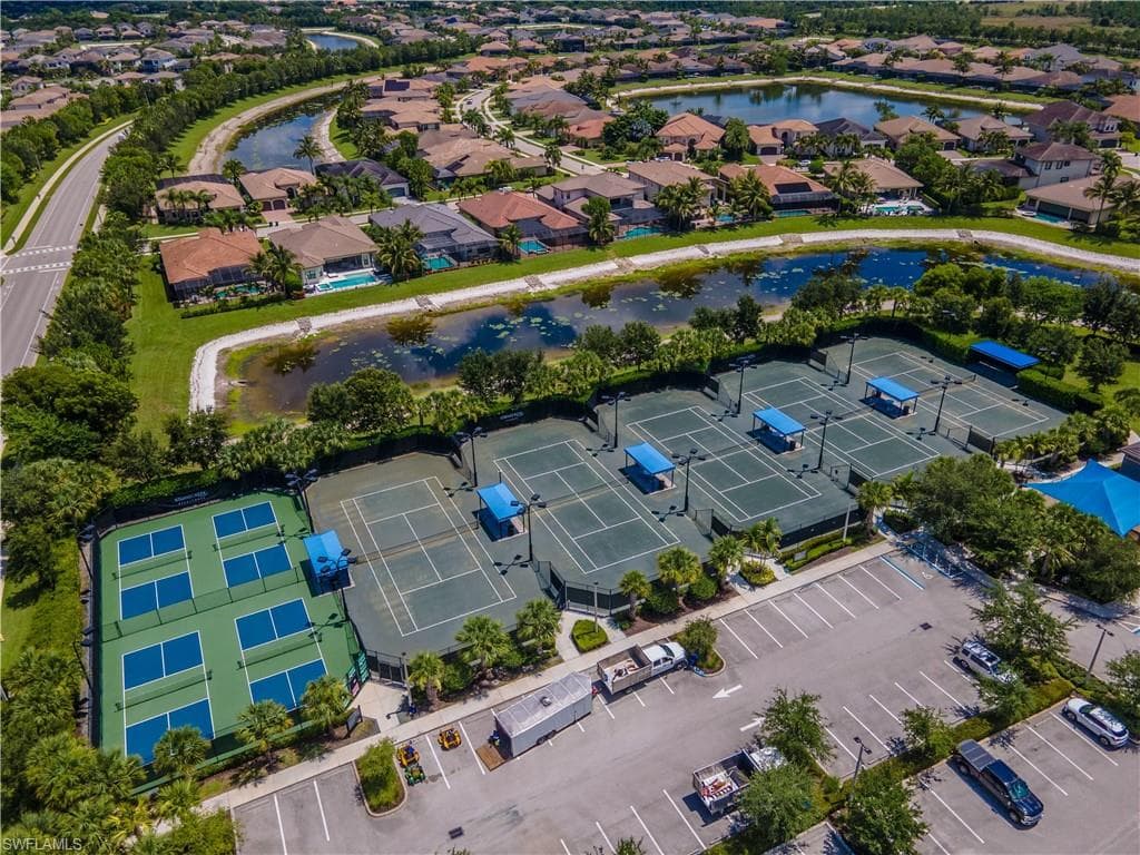 4347 Aurora ST-49