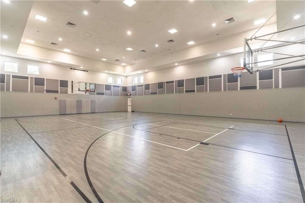 4347 Aurora ST-40