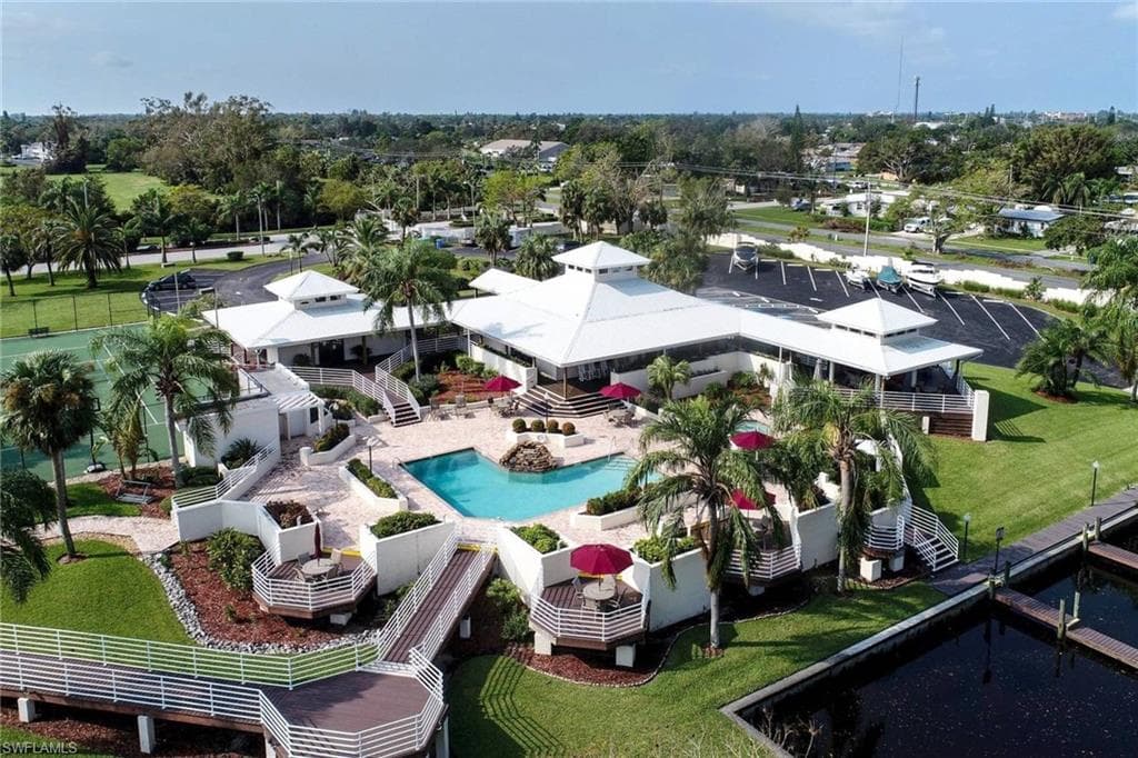 9262 Palm Island CIR-47