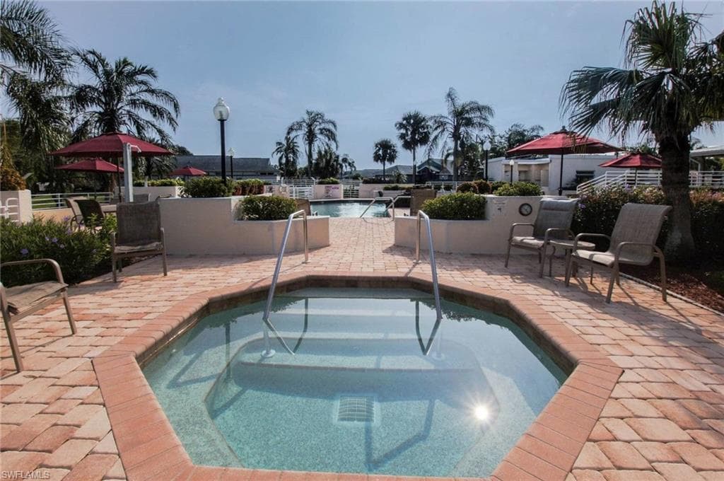 9262 Palm Island CIR-36
