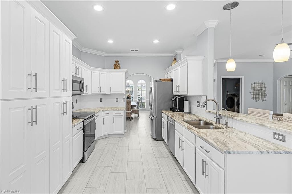 9262 Palm Island CIR-15
