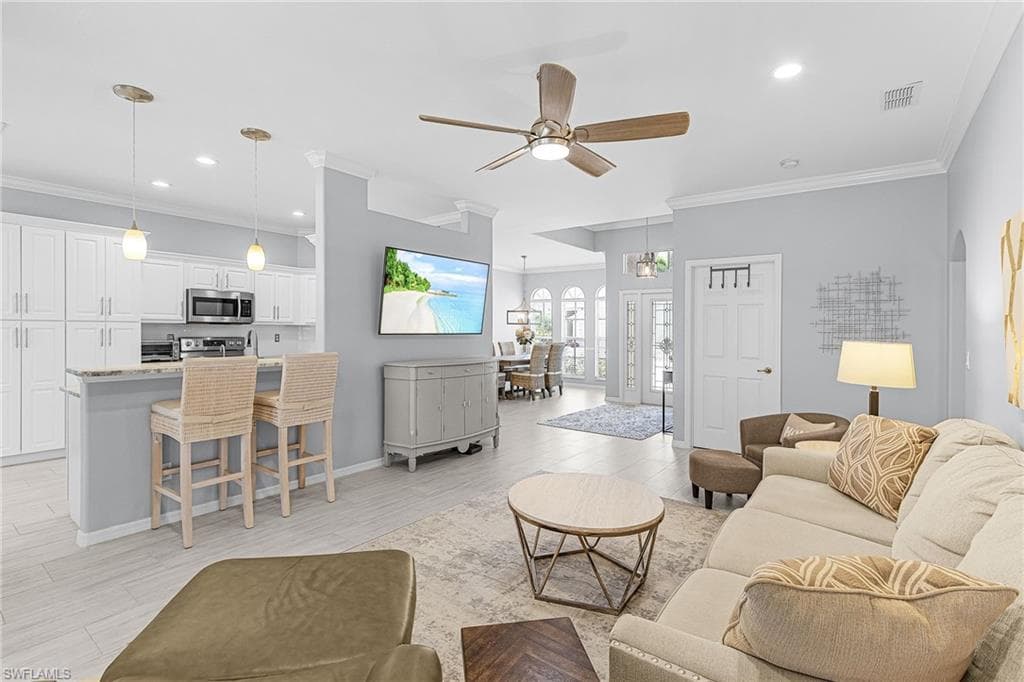 9262 Palm Island CIR-11