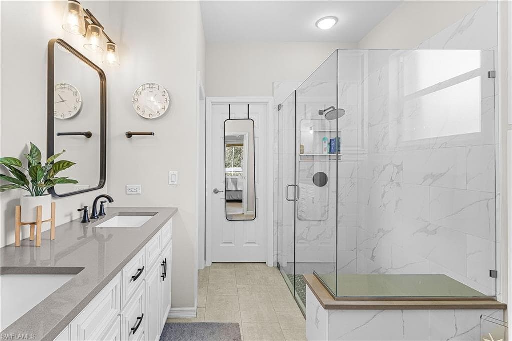 9262 Palm Island CIR-21