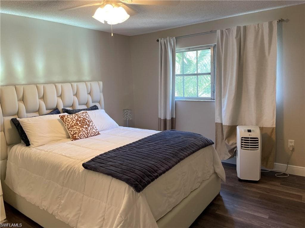 3706 Broadway 37-6
