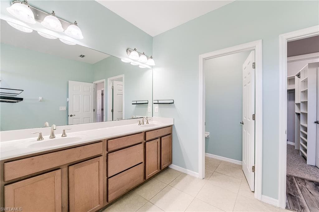 4084 Wilmont PL-18