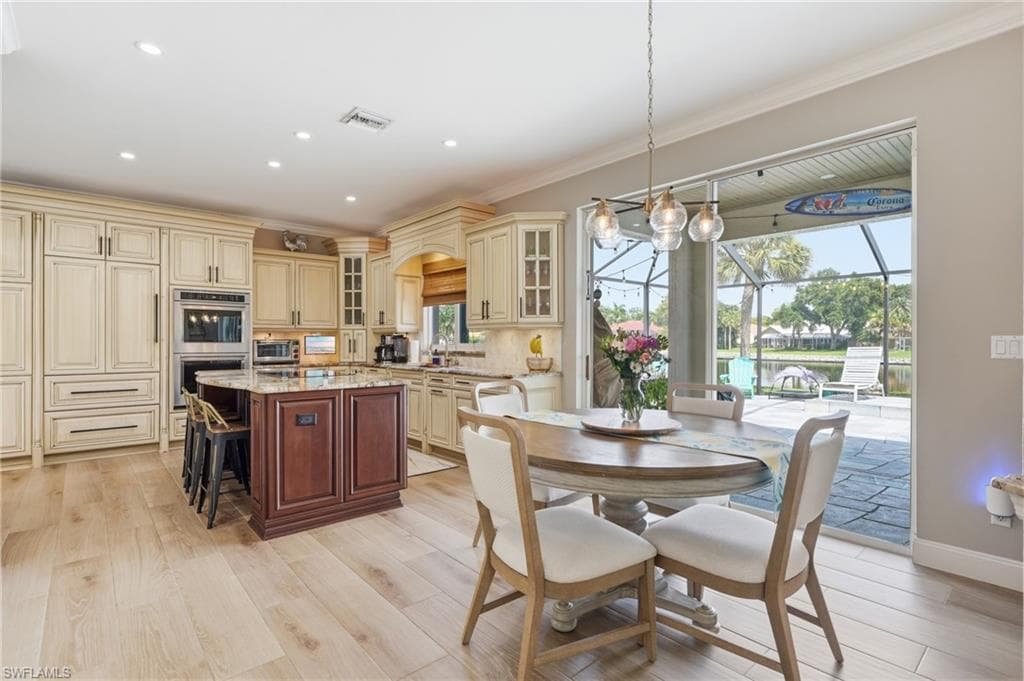 308 Wentworth CT-17