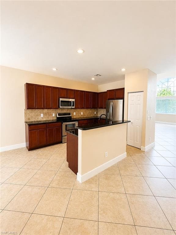 21790 Sunset Lake CT-7