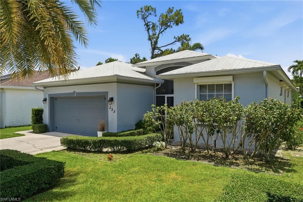 295 Stanhope CIR-2