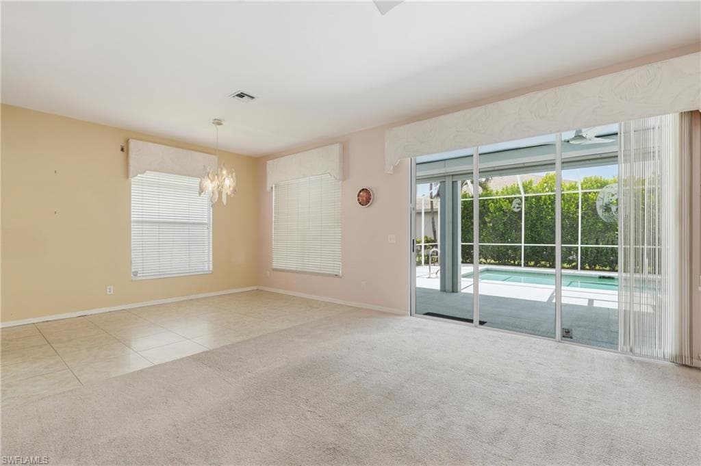 295 Stanhope CIR-14
