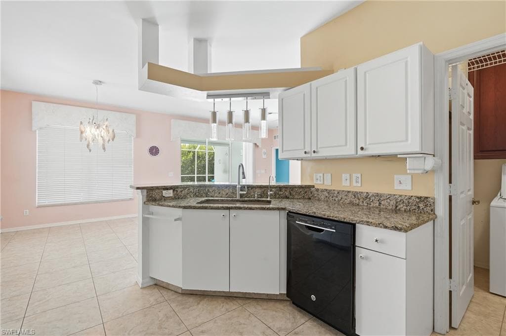 295 Stanhope CIR-18