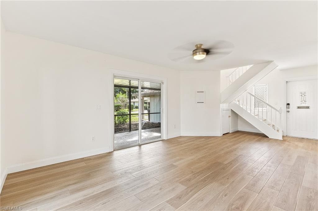 4277 Island CIR 1-6