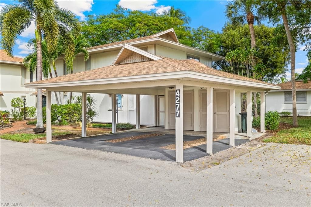 4277 Island CIR 1-3