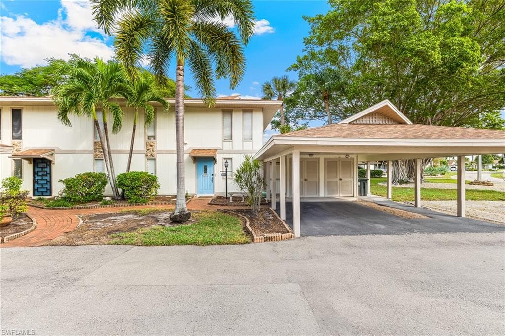 4277 Island CIR 1-1