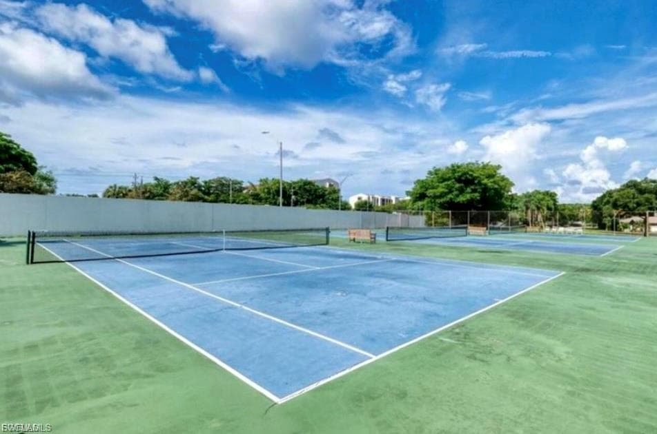 4277 Island CIR 1-20