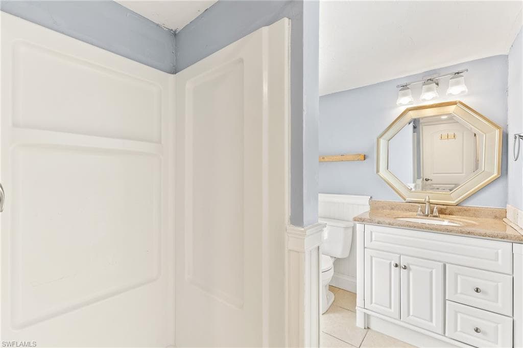 4277 Island CIR 1-15