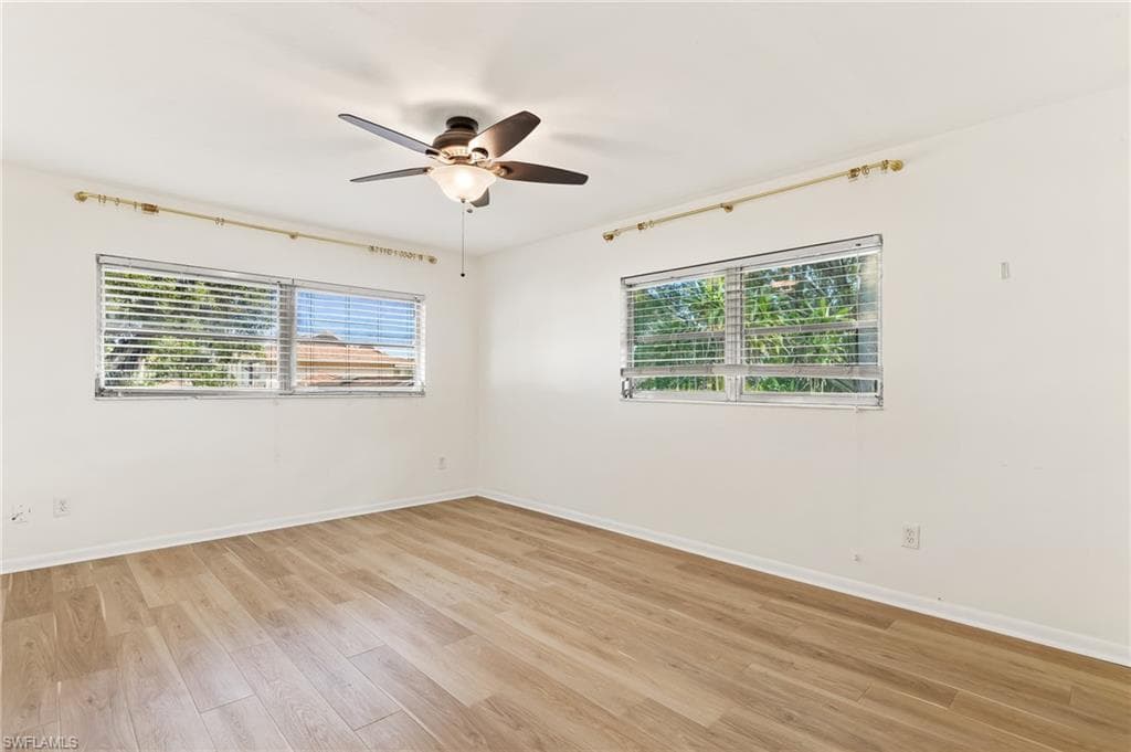 4277 Island CIR 1-11