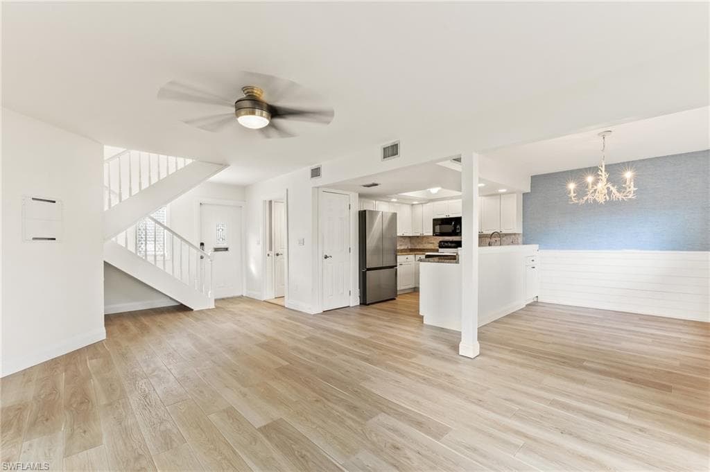 4277 Island CIR 1-8