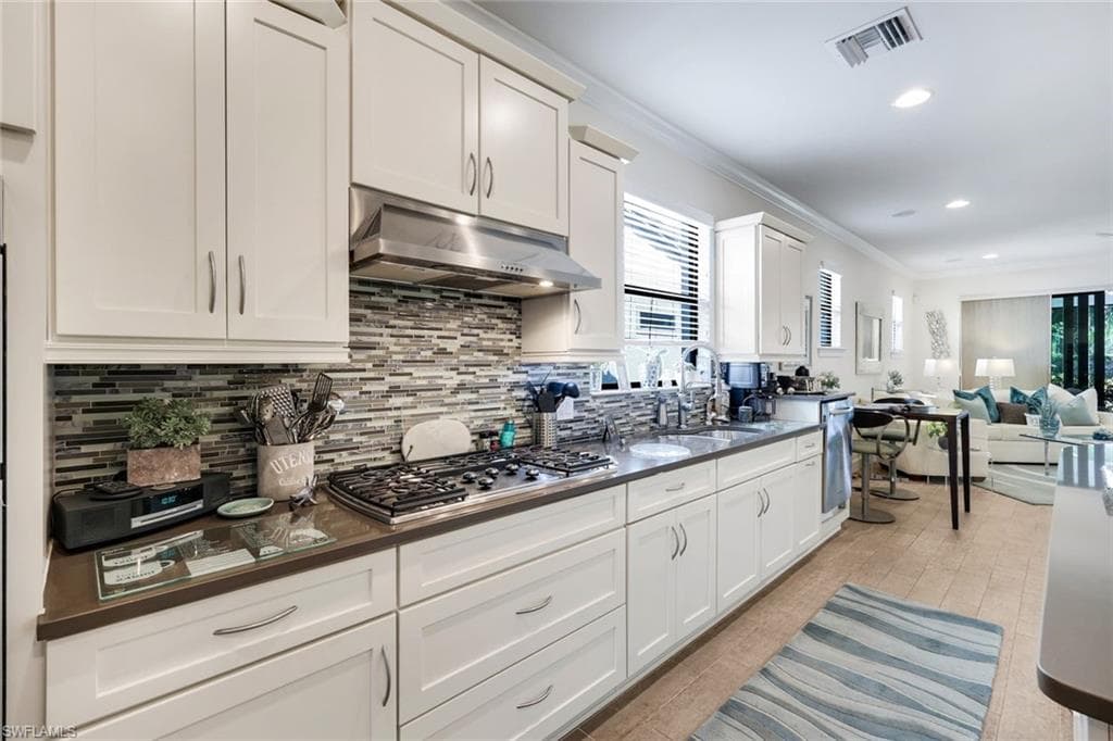 16345 Camden Lakes CIR-12