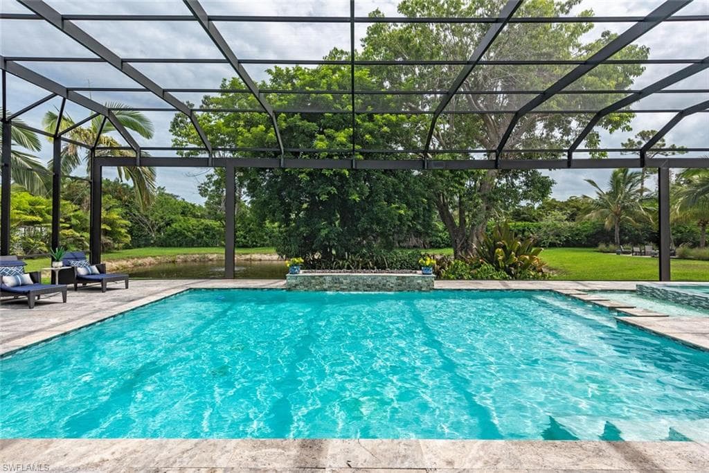 179 Mahogany DR-2