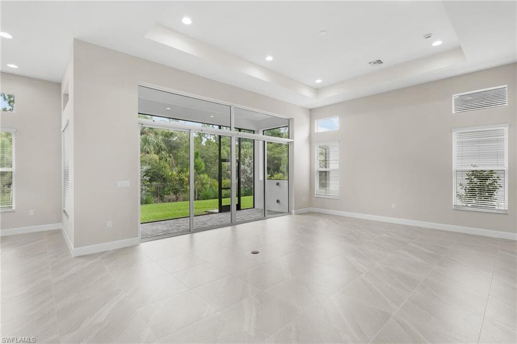 2436 Cambridge WAY-7