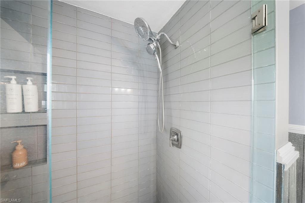 1444 Covington CIR W-22